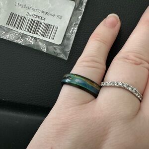 Elegant Moodring Women's Ring